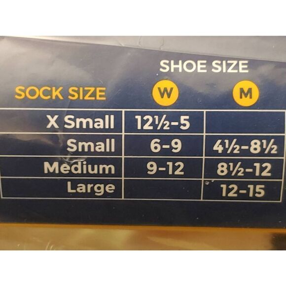 Wilson Brown Unisex Fits Size 9-11 Heavy Cushioned White Quarter Socks - Picture 2 of 4